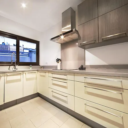 In Spain Near & Private Pool Vila Marbella