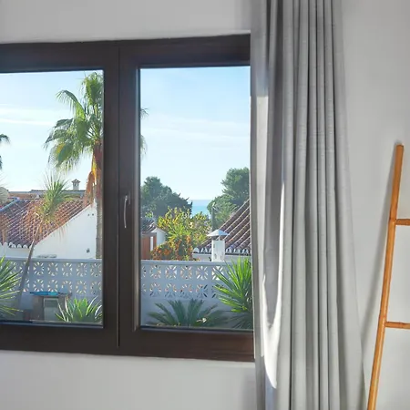 In Spain Near & Private Pool Vila